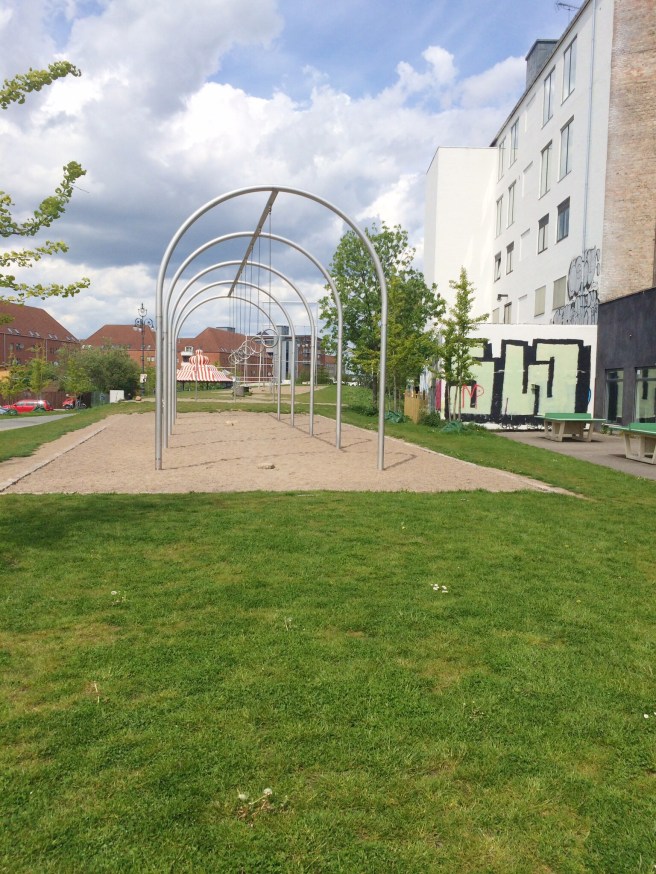The rings in the Green Park
